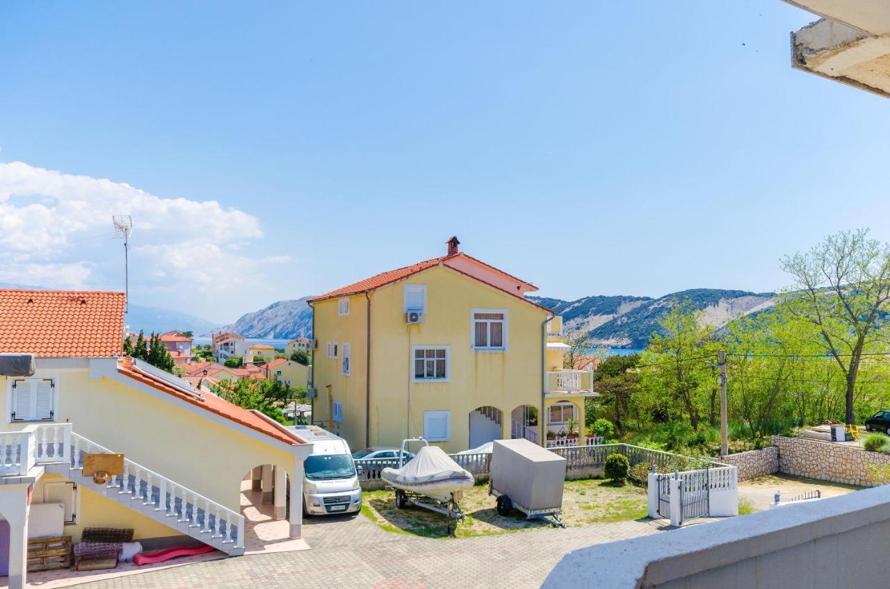 Apartments Ester Lopar Exterior photo